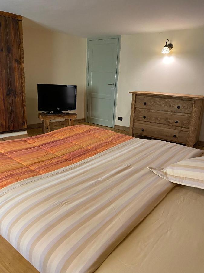 Ferienwohnung Profumo Di Legno Aosta Exterior foto