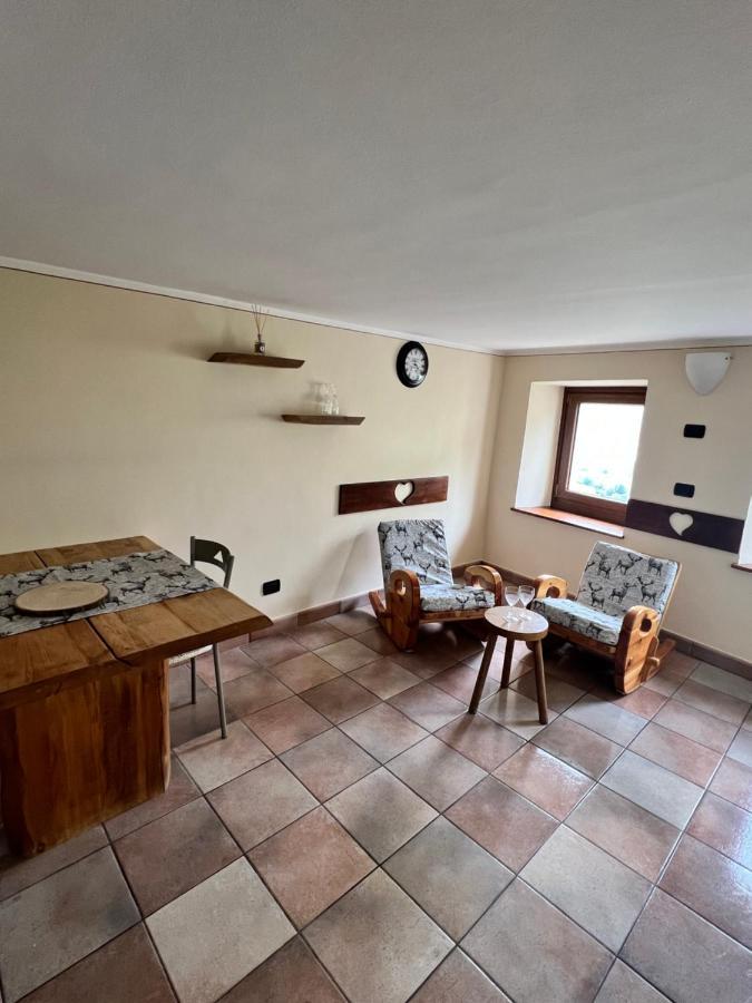 Ferienwohnung Profumo Di Legno Aosta Exterior foto