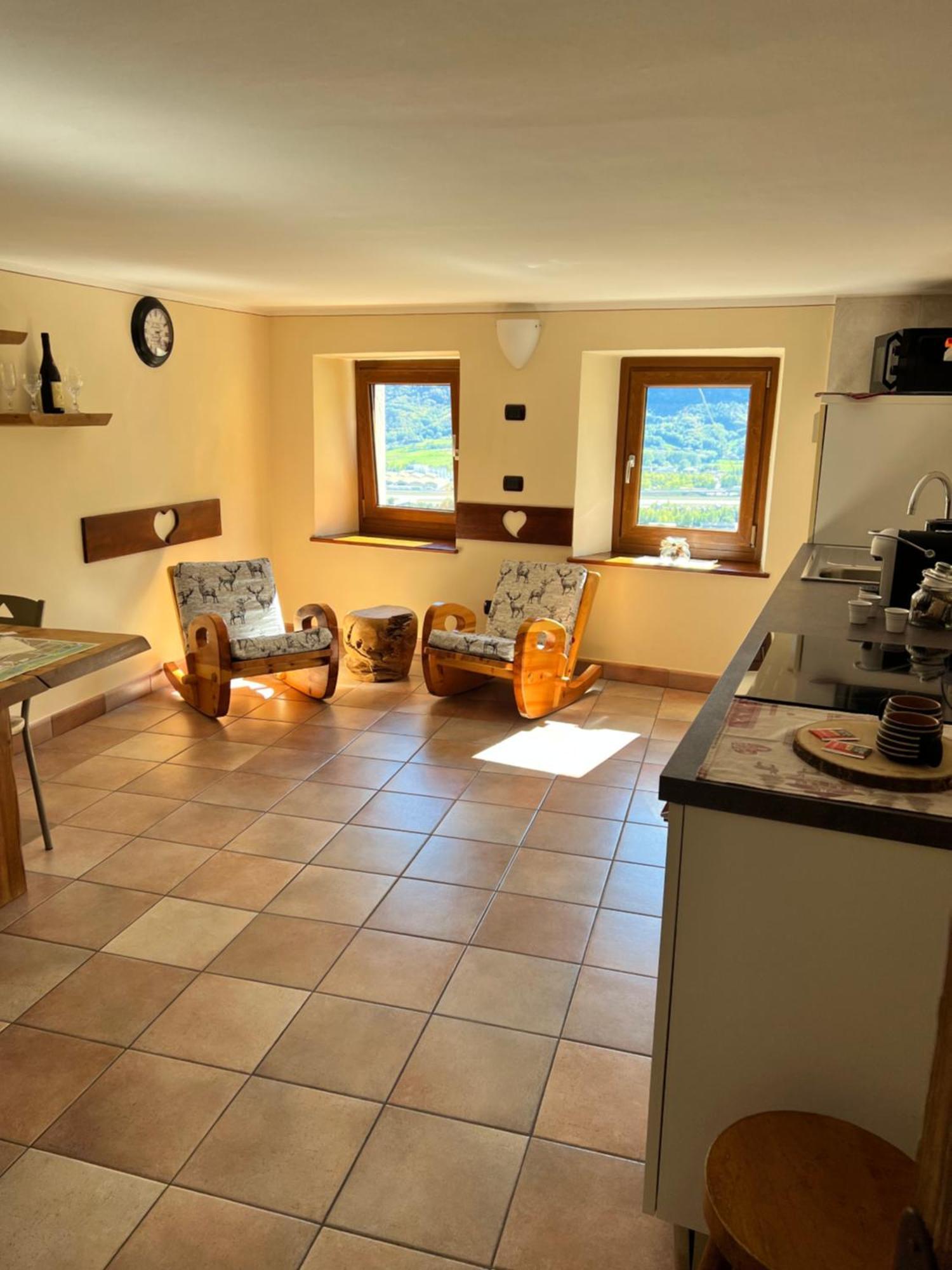 Ferienwohnung Profumo Di Legno Aosta Exterior foto