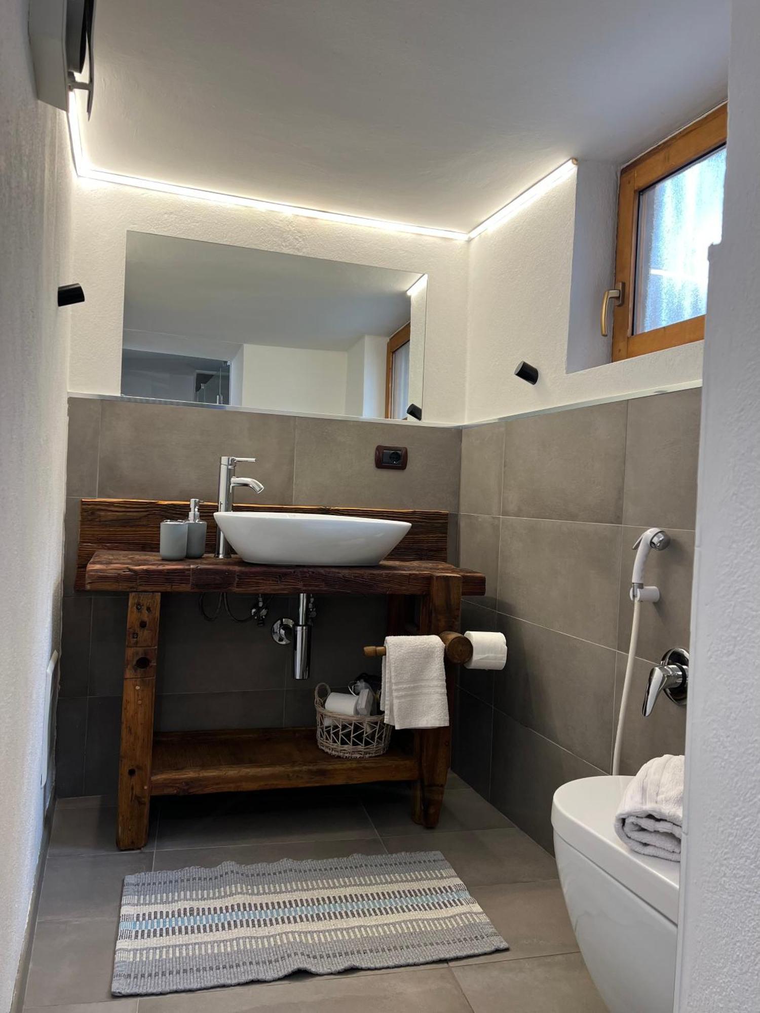 Ferienwohnung Profumo Di Legno Aosta Exterior foto
